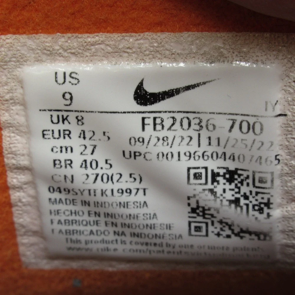 Nike Sneakers Mens US 9 Safety Orange Leather Air Force 1 07' Mid‎ High Lace Up